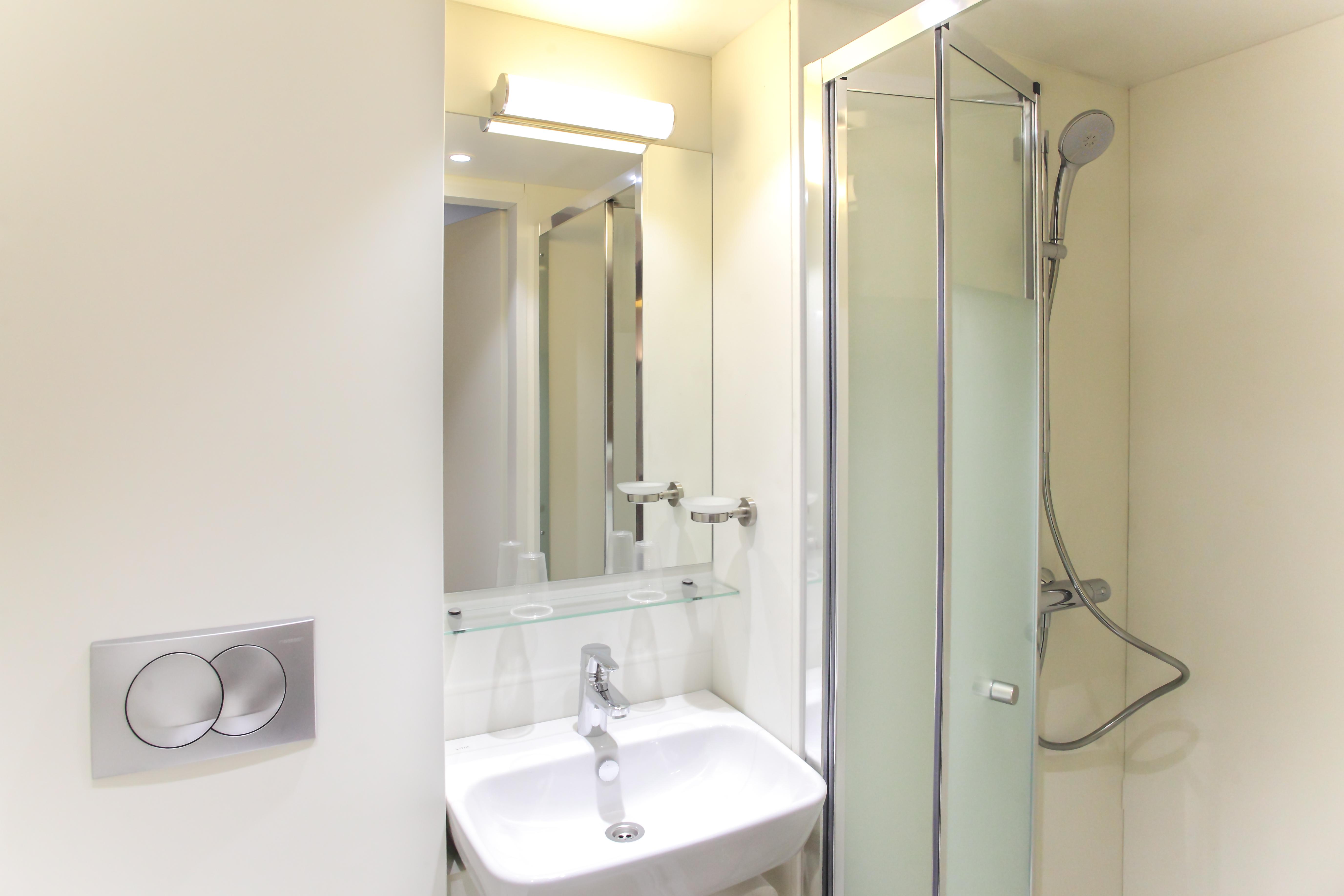 Hotel Reseda Bagnolet Esterno foto