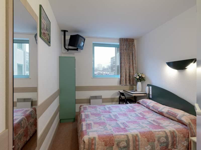 Hotel Reseda Bagnolet Esterno foto