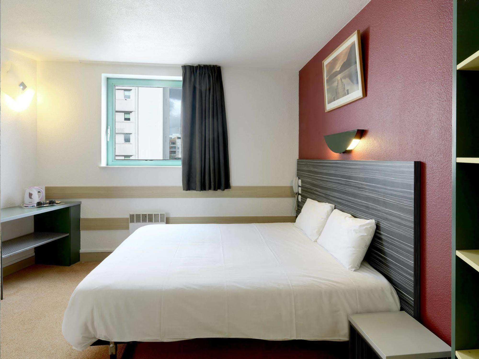 Hotel Reseda Bagnolet Esterno foto